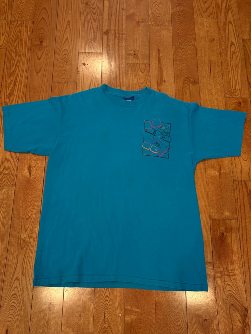Umbro - Men’s Vintage 90s Graphic Tee (Size XL)